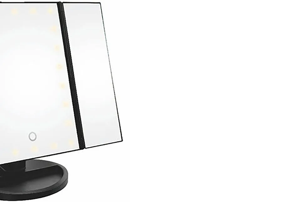 Schminkspiegel mit Licht und Vergr&ouml;&szlig;erung