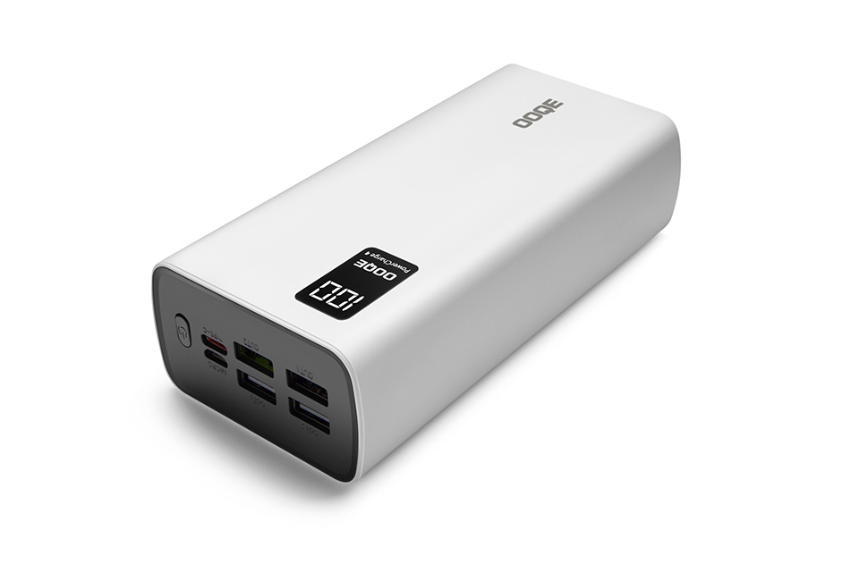 OOQE PowerCharge 4: Powerbank avanzata ad alta capacit&agrave;