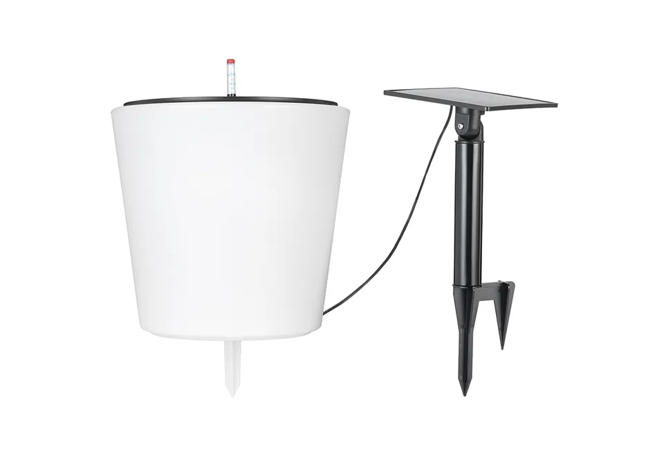 Plantenpot met LED verlichting en irrigatiesysteem