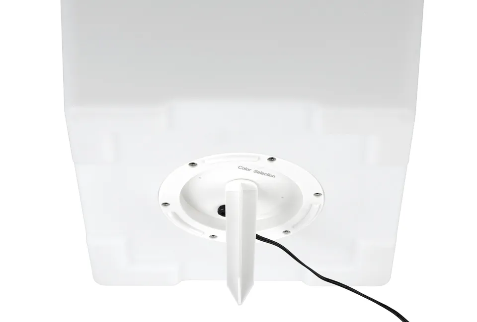 Plantenpot met LED verlichting en irrigatiesysteem