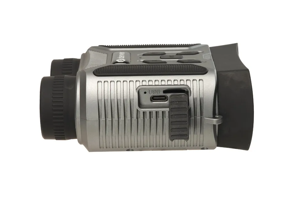 Binoculars with night vision