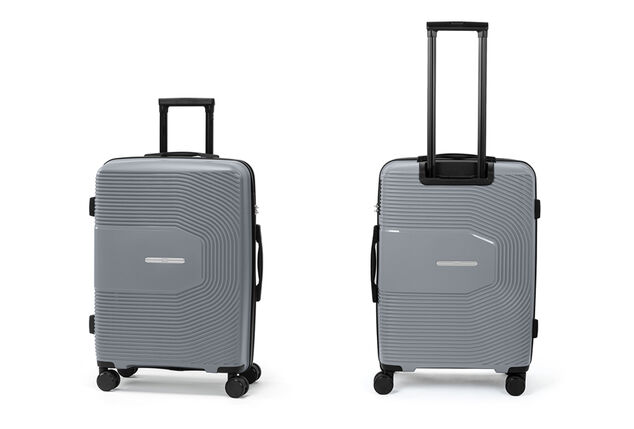Set of 3 sturdy and lightweight travel cases with integrated TSA lock