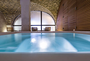 Luxueus verblijf van 7 nachten met halfpension in de Provence (FR) - Le Moulin de Vernègues — 9
