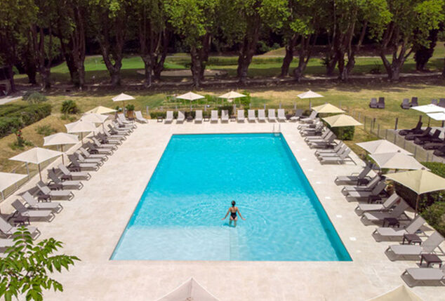 Luxueus verblijf van 7 nachten met halfpension in de Provence (FR) - Le Moulin de Vernègues