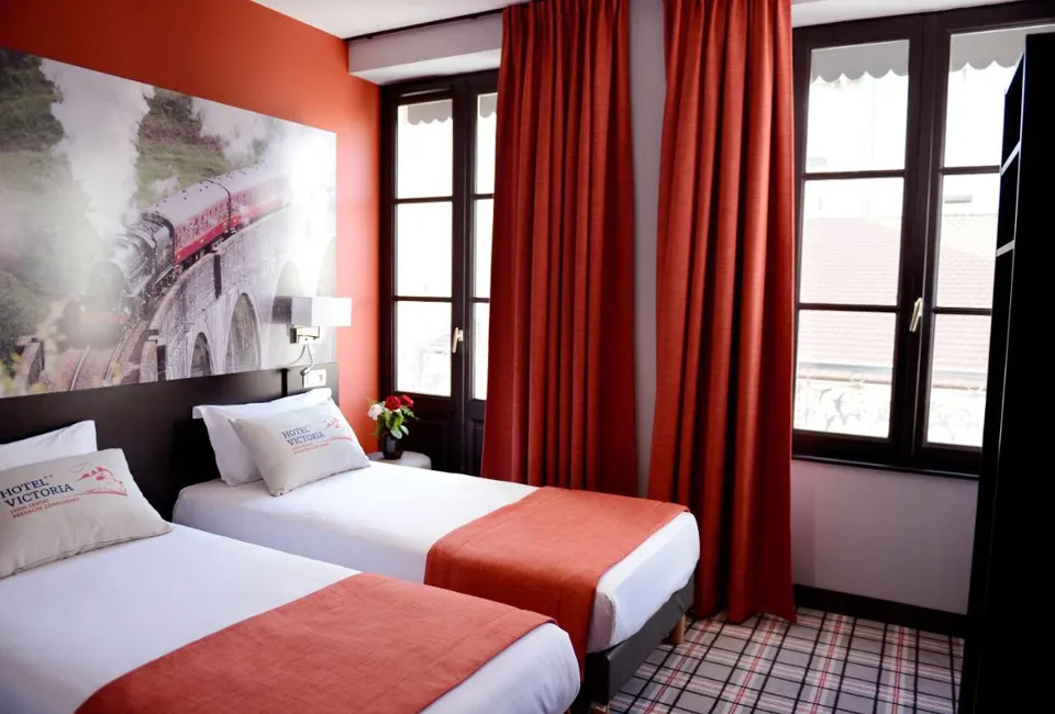 2, 4 of 5 nachten in Lyon - Hotel Victoria
