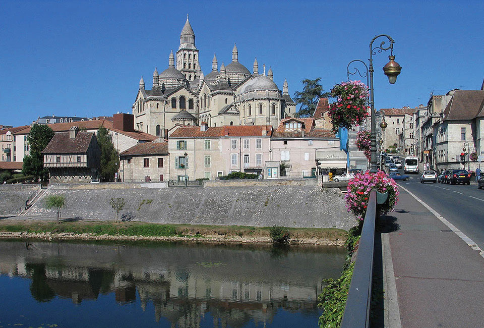 &Agrave; la d&eacute;couverte de la Dordogne