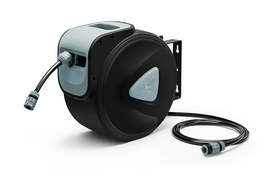 Wall reel with roll-up garden hose of 15, 30 or 40 m