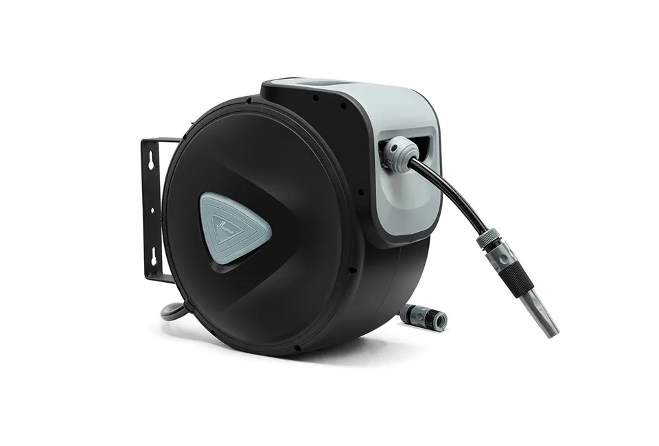Wall reel with roll-up garden hose of 15, 30 or 40 m