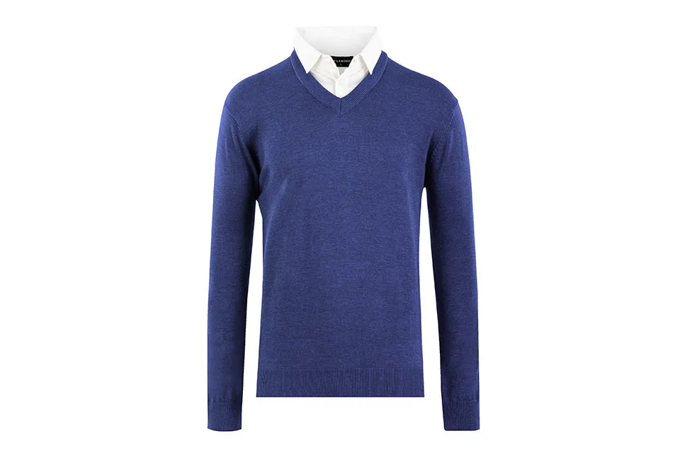 Men&#039;s pullover with shirt collar