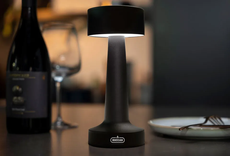 Elegant bordslampa