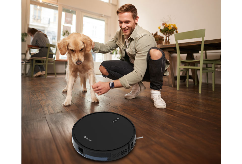 Aspirateur robot avec station de charge