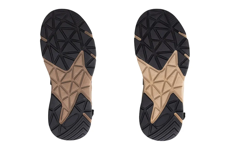 Sandales confortables pour l&#039;ext&eacute;rieur