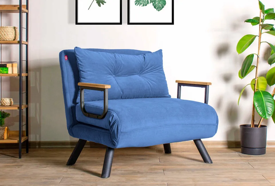 Wygodna rozkładana sofa