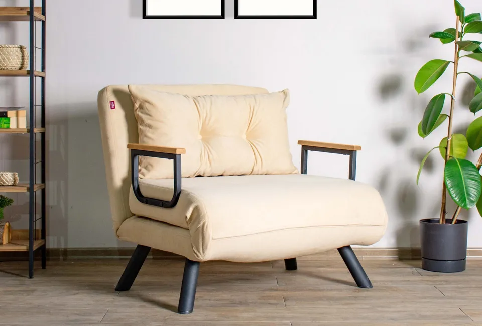 Wygodna rozkładana sofa