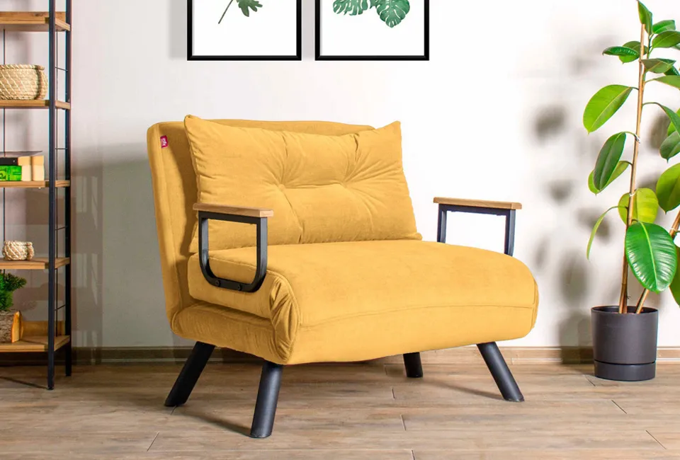 Wygodna rozkładana sofa