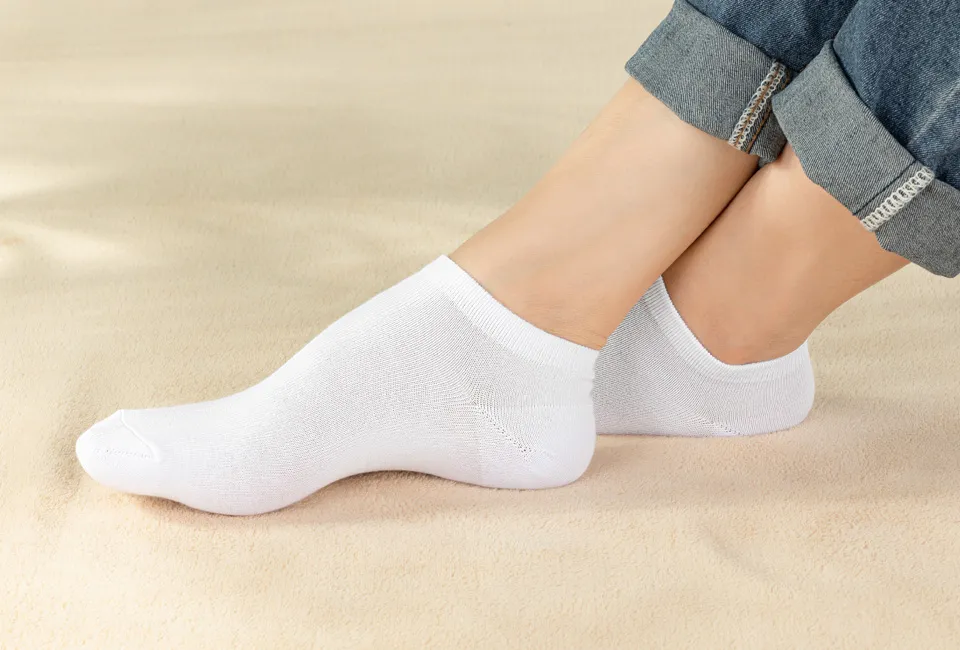 12 pairs of trainer socks