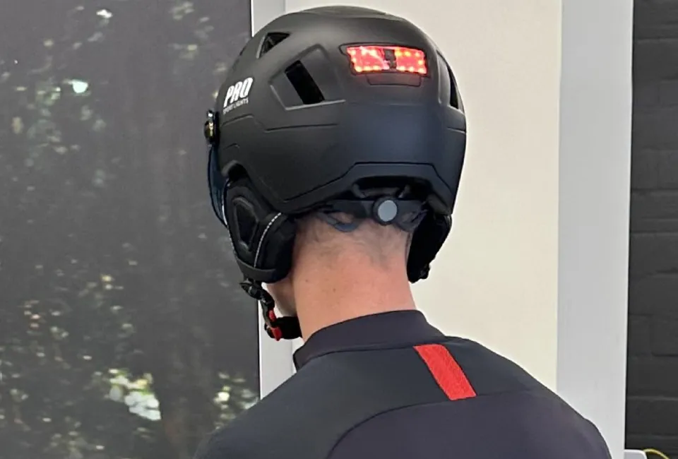 Kask na rower elektryczny