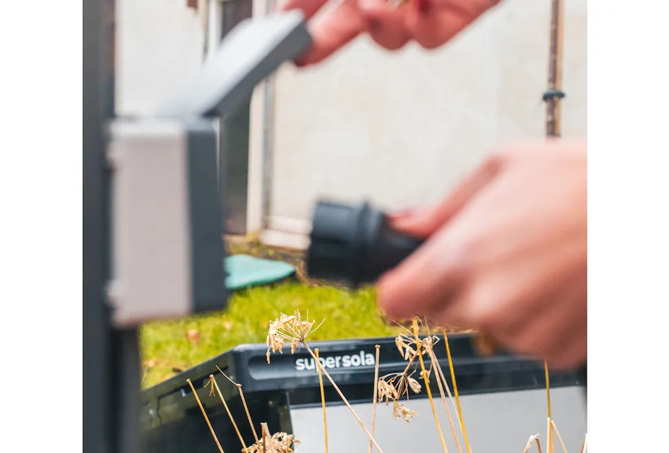 Supersola plug and play zonnepaneel