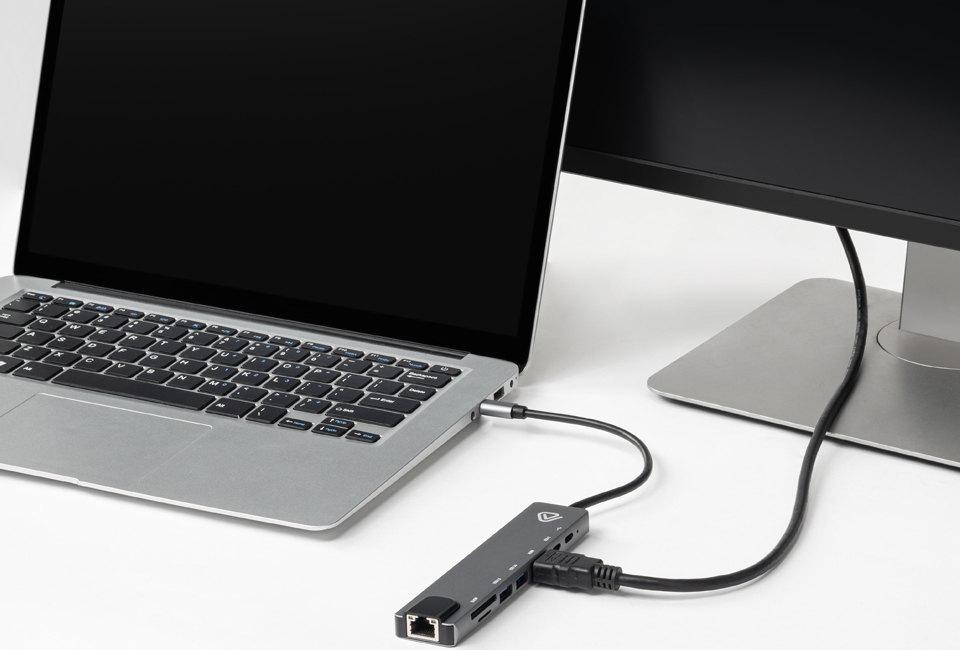 Adaptateur USB 8-en-1 pour une transmission rapide des fichiers