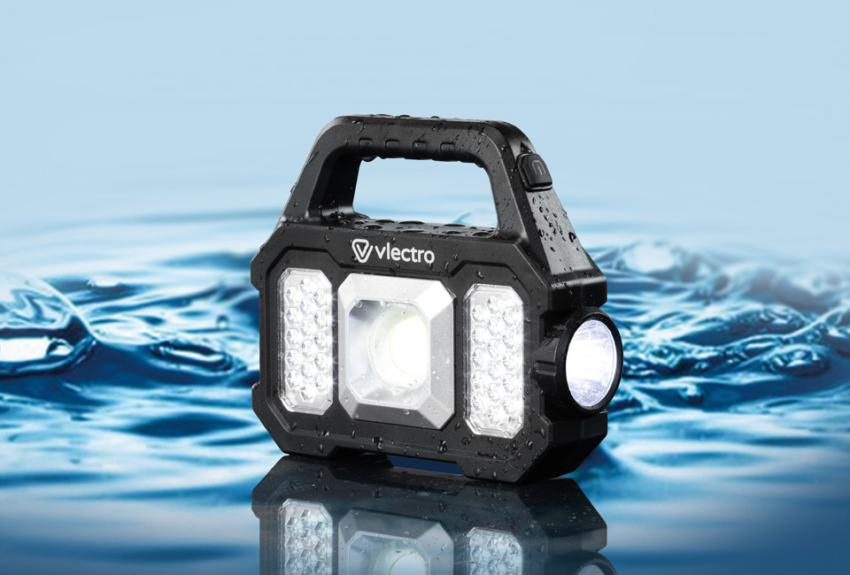 Lampe de poche solaire rechargeable : 1+1 gratuit