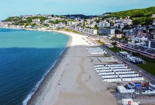 Séjour dans une maison de maître rénovée en bord de mer près du Havre