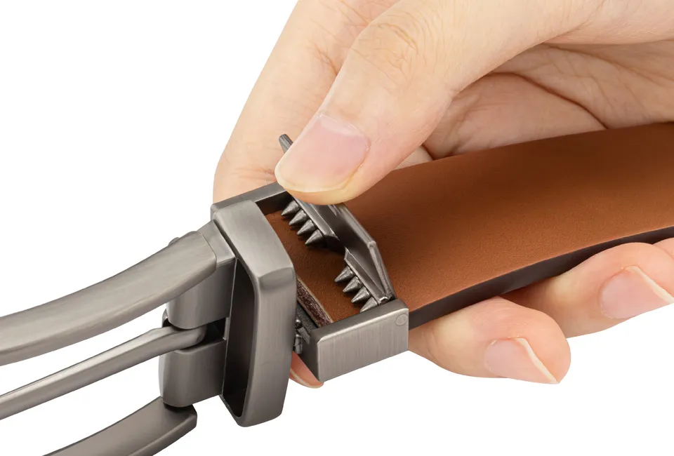 Ceinture en cuir &agrave; boucle r&eacute;versible noir et cognac 2-en-1