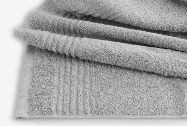 Towels made of 100% high-quality Egyptian cotton