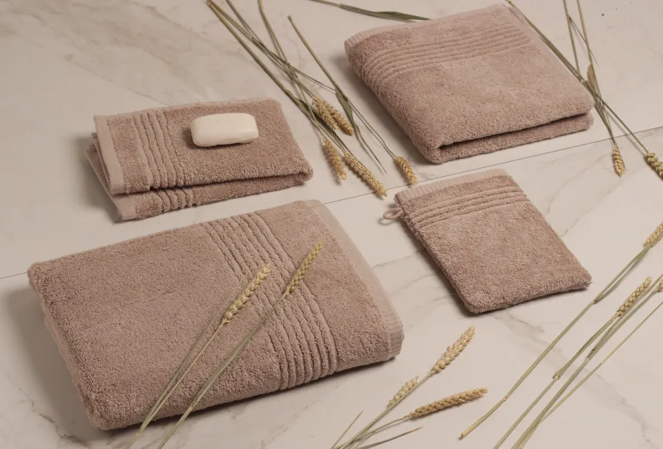 Towels made of 100% high-quality Egyptian cotton