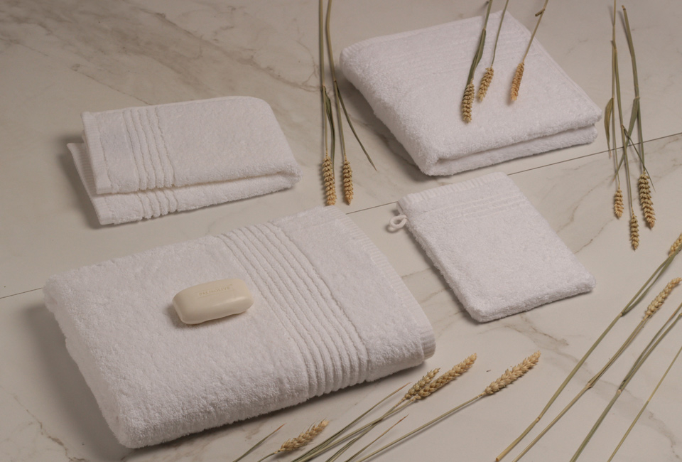 Towels made of 100% high-quality Egyptian cotton
