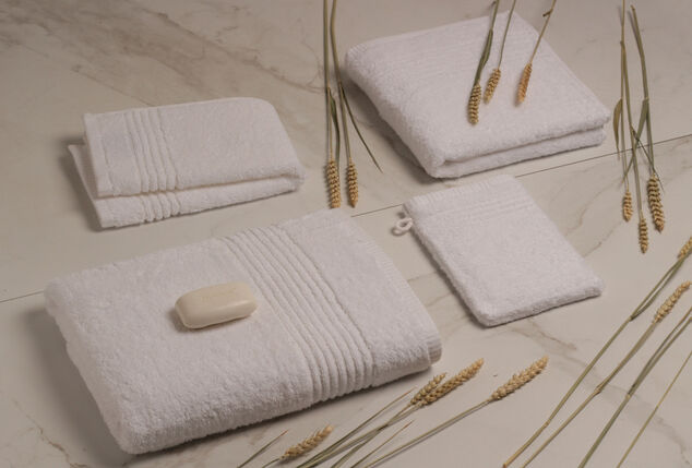 Towels made of 100% high-quality Egyptian cotton