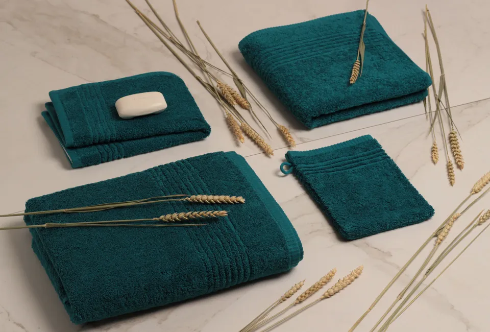 Towels made of 100% high-quality Egyptian cotton