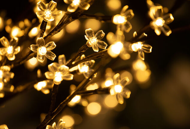 Stimmungsvoller 150cm LED-Kirschblütenbaum