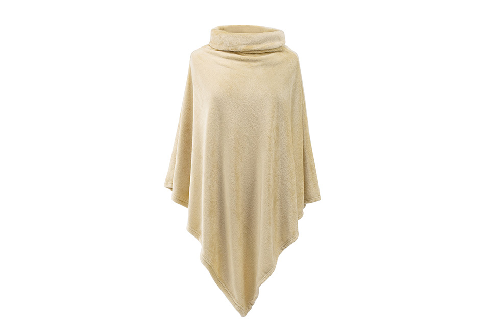 Bequemer Fleece-Poncho für drinnen und draußen