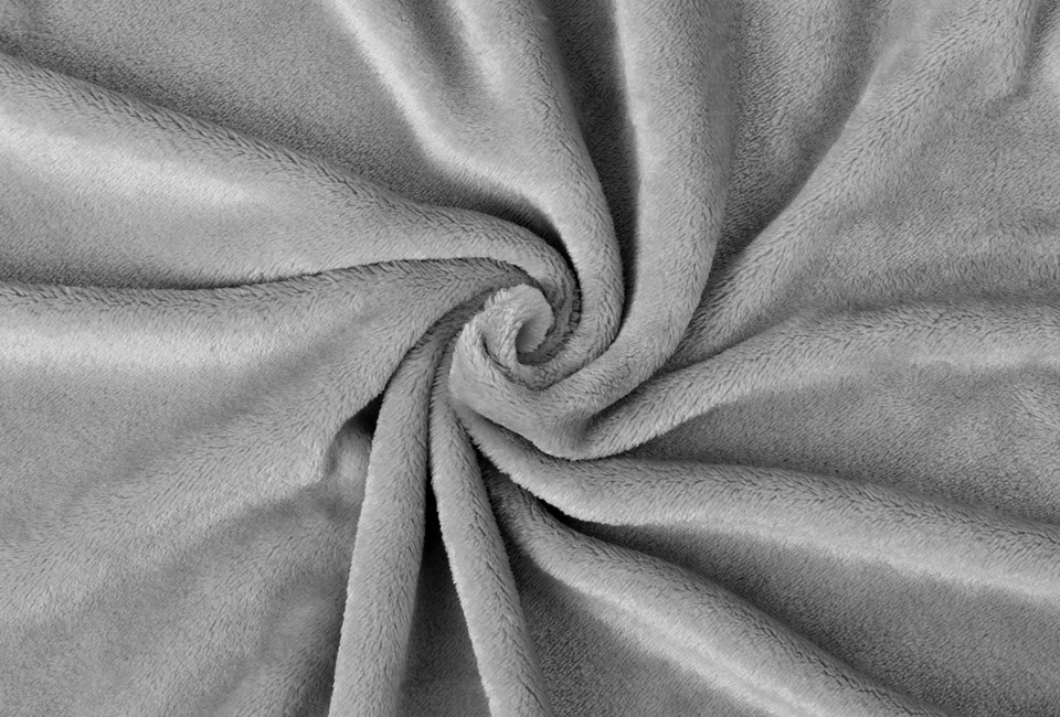 Bequemer Fleece-Poncho für drinnen und draußen