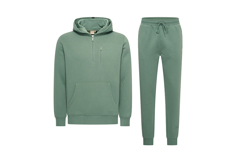 Comfortabel trainingspak voor mannen: broek en hoodie