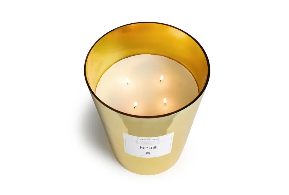 Luxury XL scented candles with 4 wicks