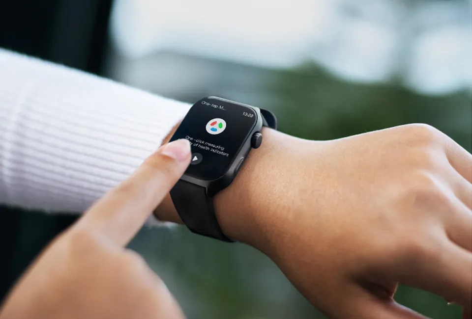 Smartwatch 2.0 marki Vlectro z asystentem głosowym