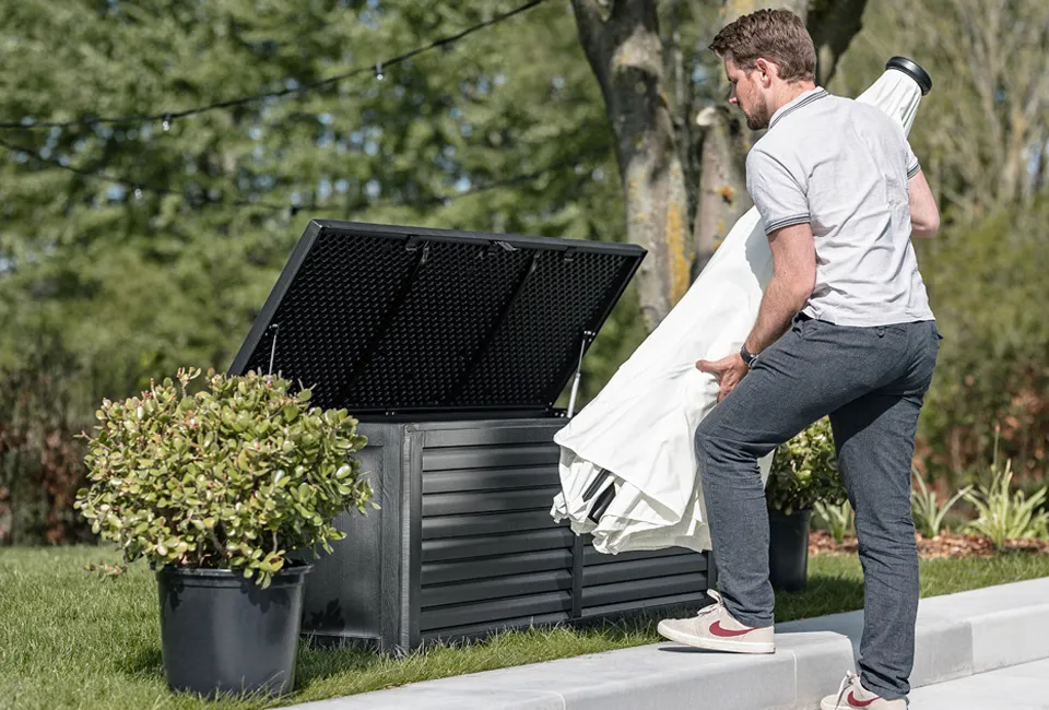 Grand coffre de rangement 390L