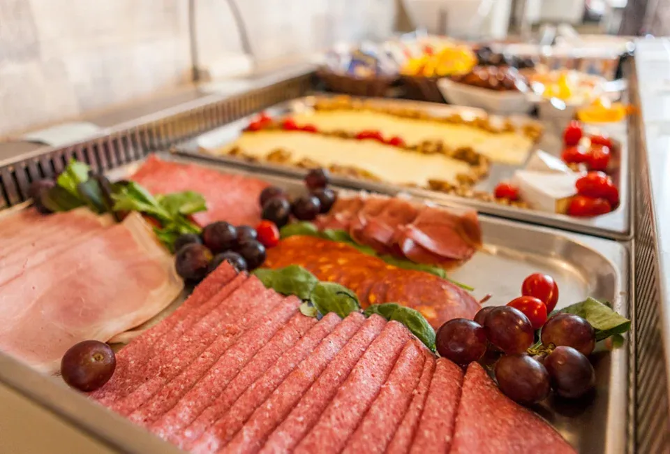 2 of 3 nachten uniek logeren op het water in Brugge