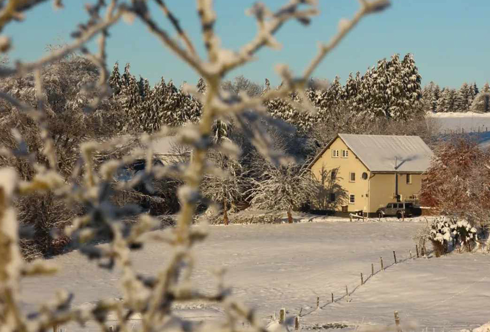 2, 4 ou 6 nuits en pleine nature dans la maison de vacances de Lounge (jusqu'à 10 personnes) dans les Ardennes belges