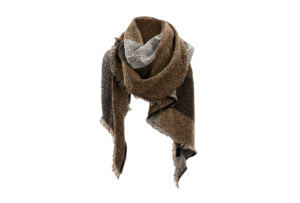 Deliciously warm and stylish scarf