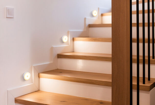 Set aus 4 LED-Spots mit Sensor