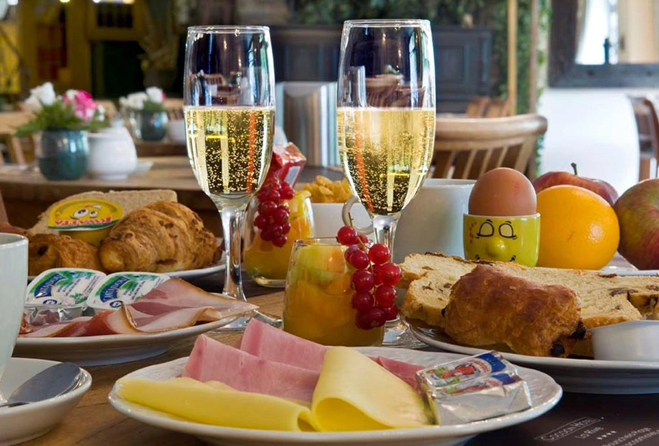 Séjour culinaire de 2 ou 3 nuits avec menu gibier (en saison) dans un hôtel 4 étoiles des Ardennes belges - Hôtel du Commerce****