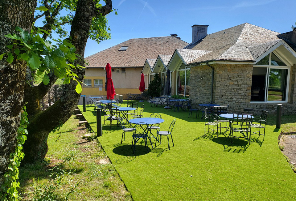 4 oder 7 entspannende Übernachtungen auf Basis von Halbpension in der Aveyron mit Wellness - Hotel Causse Comtal***