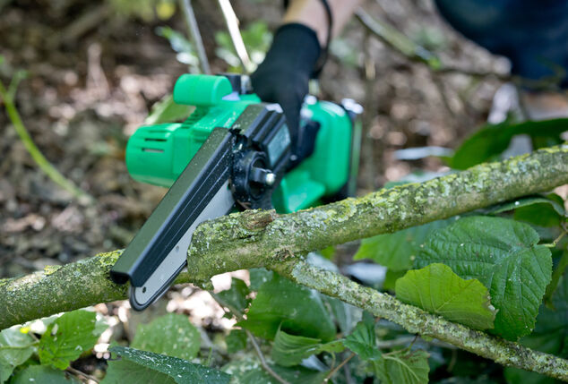 Mini kettingzaag voor al je kluswerk