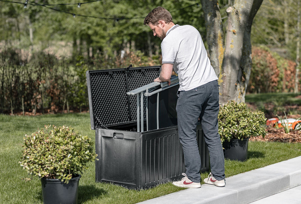 Handige opbergkoffer van 270 of 390 liter