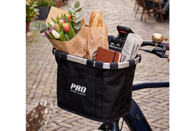 Practical detachable bicycle basket