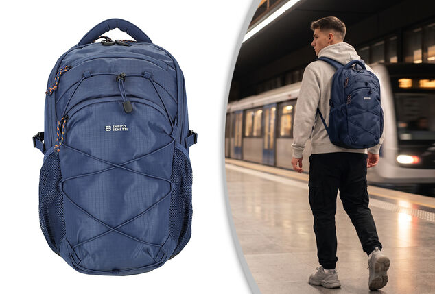 Comfortable, versatile hiking backpack with padded back panel