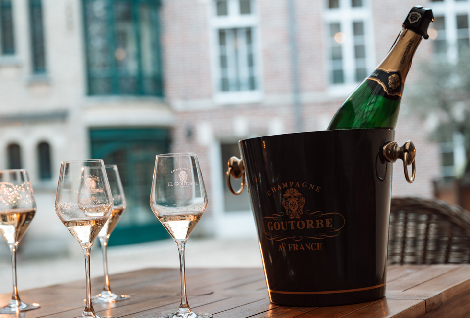 Séjour de 2, 3 ou 4 nuits avec petit-déjeuner au coeur de la Champagne - Hôtel Castel Jeanson***