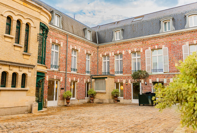 Séjour de 2, 3 ou 4 nuits avec petit-déjeuner au coeur de la Champagne - Hôtel Castel Jeanson***